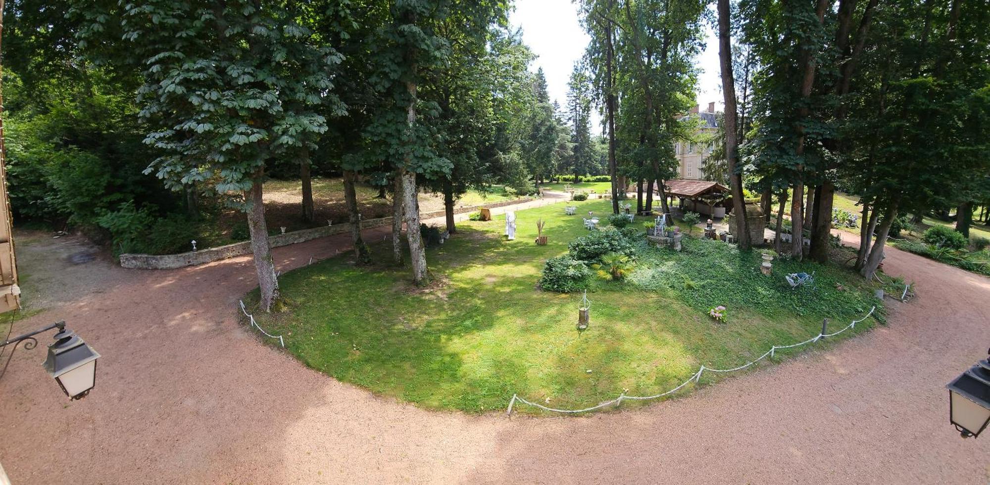 Chateau De Montsable Lezoux Bagian luar foto